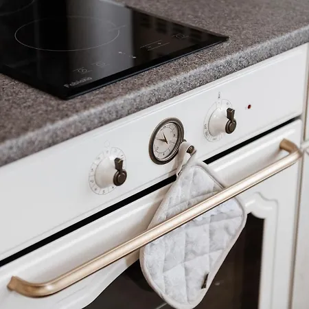 Vip On Duhnovicha Street .free Parking. Apartment